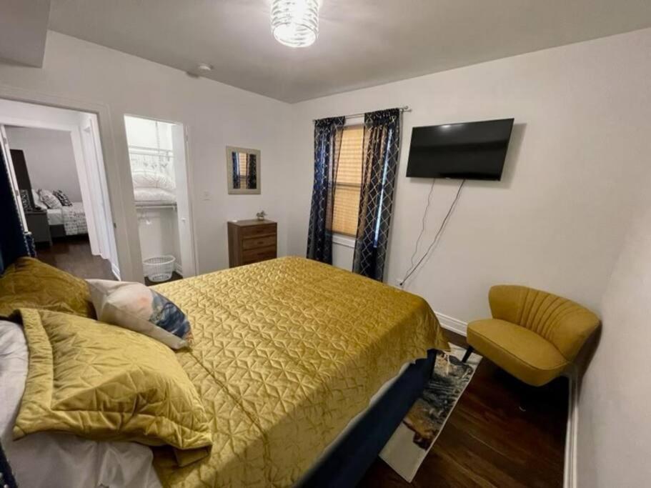 The Blue Golden Luxury Modern 3- Bedroom Apartment In Chicago Exterior foto